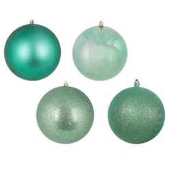 Vickerman Christmas Tree Ornament (32 Pack) (257067)